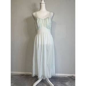 VTG Van Raalte Light Blue & White Lace Chemise Slip 38
